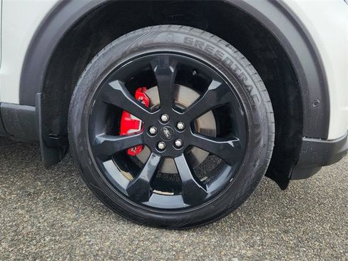 Used 2020 Ford Explorer ST w/ ST Street Pack image 9