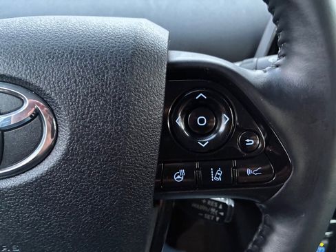 Used 2022 Toyota Prius Prime Limited image 31