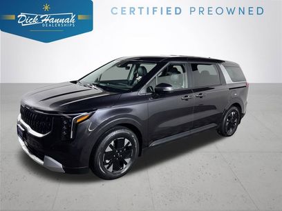 Certified 2025 Kia Carnival LXS