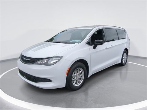 New 2026 Chrysler Voyager LX image 1