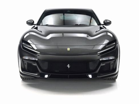 Used 2024 Ferrari Purosangue image 2