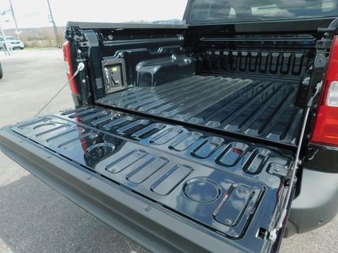 New 2025 Ford Maverick XLT w/ XLT Luxury Package image 41