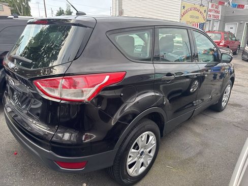 Used 2013 Ford Escape S image 4