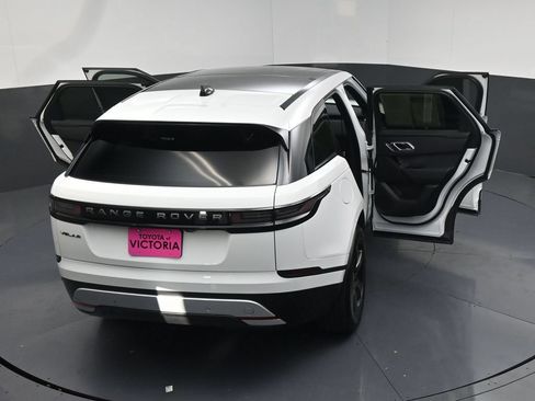 Used 2026 Land Rover Range Rover Velar S AWD/4WD image 24