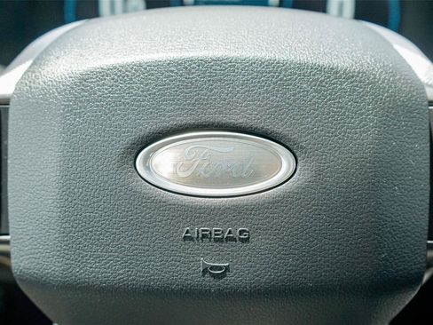Certified 2021 Ford F150 Platinum w/ Equipment Group 701A High AWD/4WD image 18