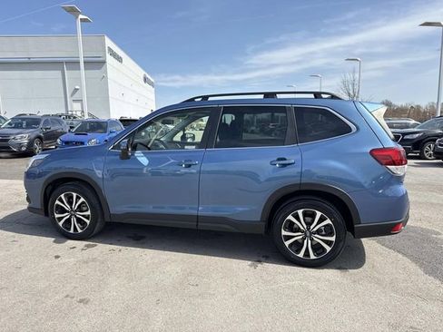 Used 2023 Subaru Forester Limited image 8
