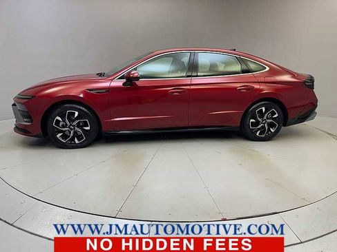 Used 2024 Hyundai Sonata SEL image 2