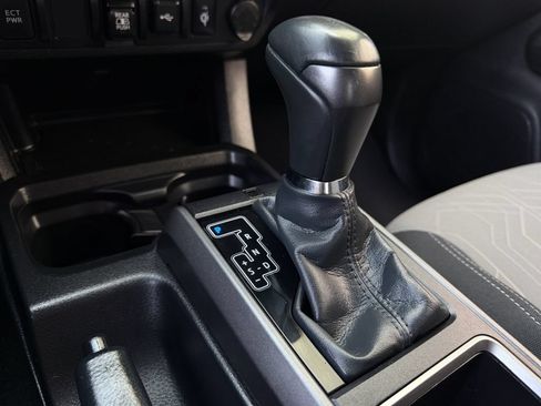 Used 2023 Toyota Tacoma TRD Off-Road AWD/4WD image 19