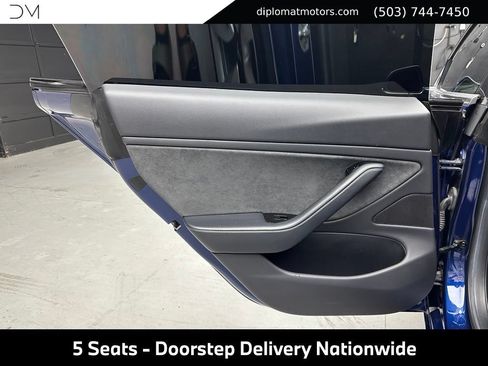 Used 2018 Tesla Model 3 Long Range RWD image 27