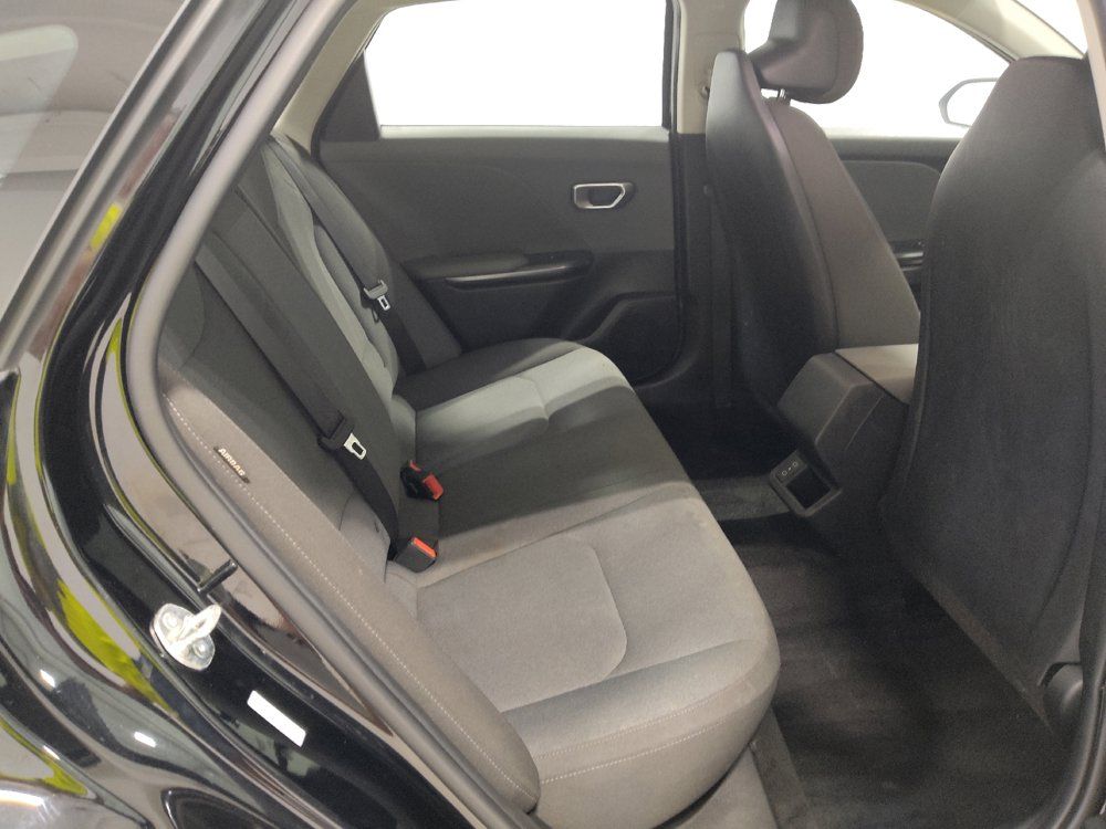 Used 2025 Kia K4 FWD image 19