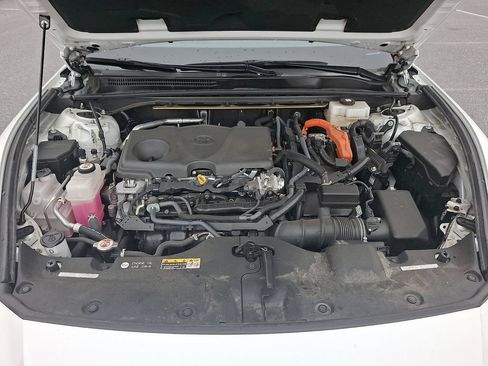 Used 2023 Toyota Crown w/ Advanced Technology Package AWD/4WD image 27