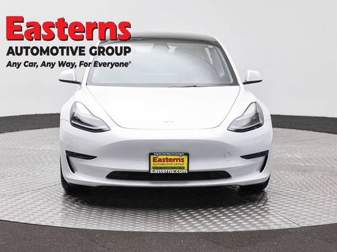 Used 2023 Tesla Model 3 Standard Range RWD image 2