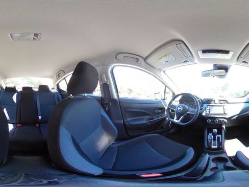 Used 2025 Nissan Versa SV FWD image 40
