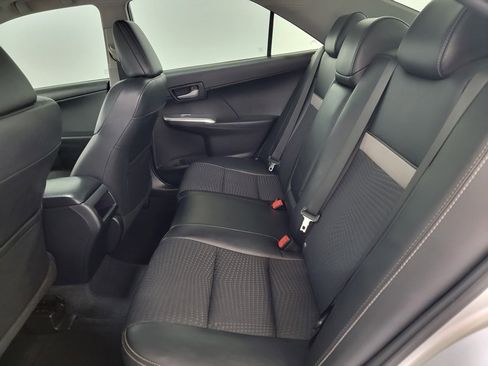 Used 2012 Toyota Camry SE w/ Convenience Pkg image 13