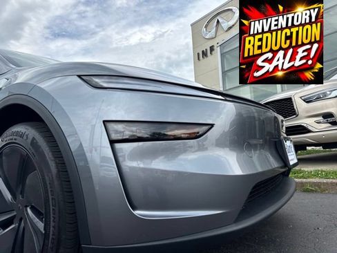 Used 2026 Tesla Model Y AWD image 15