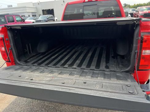 Used 2018 Chevrolet Silverado 1500 LT w/ All Star Edition AWD/4WD image 12