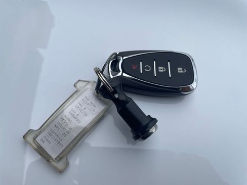 Used 2025 Chevrolet Trax LT image 22