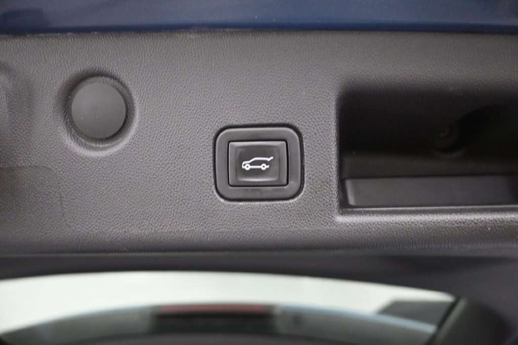 Used 2024 Chevrolet Equinox LT AWD/4WD image 12