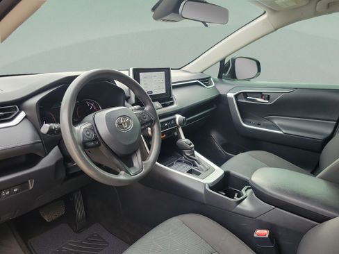 Used 2024 Toyota RAV4 XLE AWD/4WD image 8