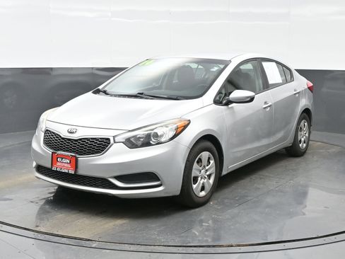 Used 2014 Kia Forte LX image 2
