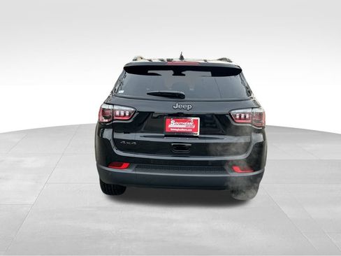 New 2026 Jeep Compass Limited image 5