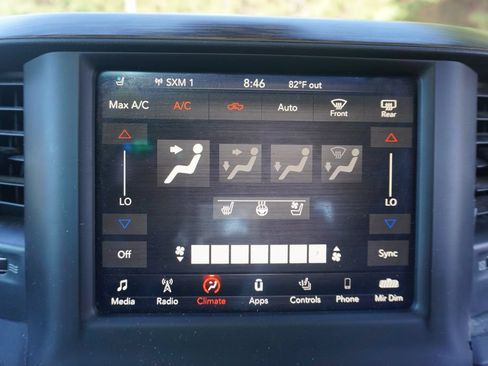 Used 2019 RAM 1500 Laramie RWD image 10