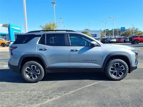 New 2026 Chevrolet Equinox ACTIV image 4