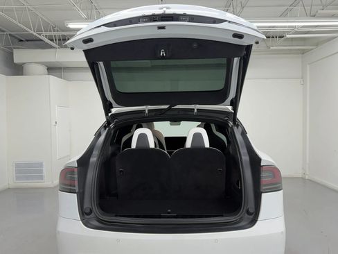 Used 2022 Tesla Model X Plaid AWD/4WD image 45