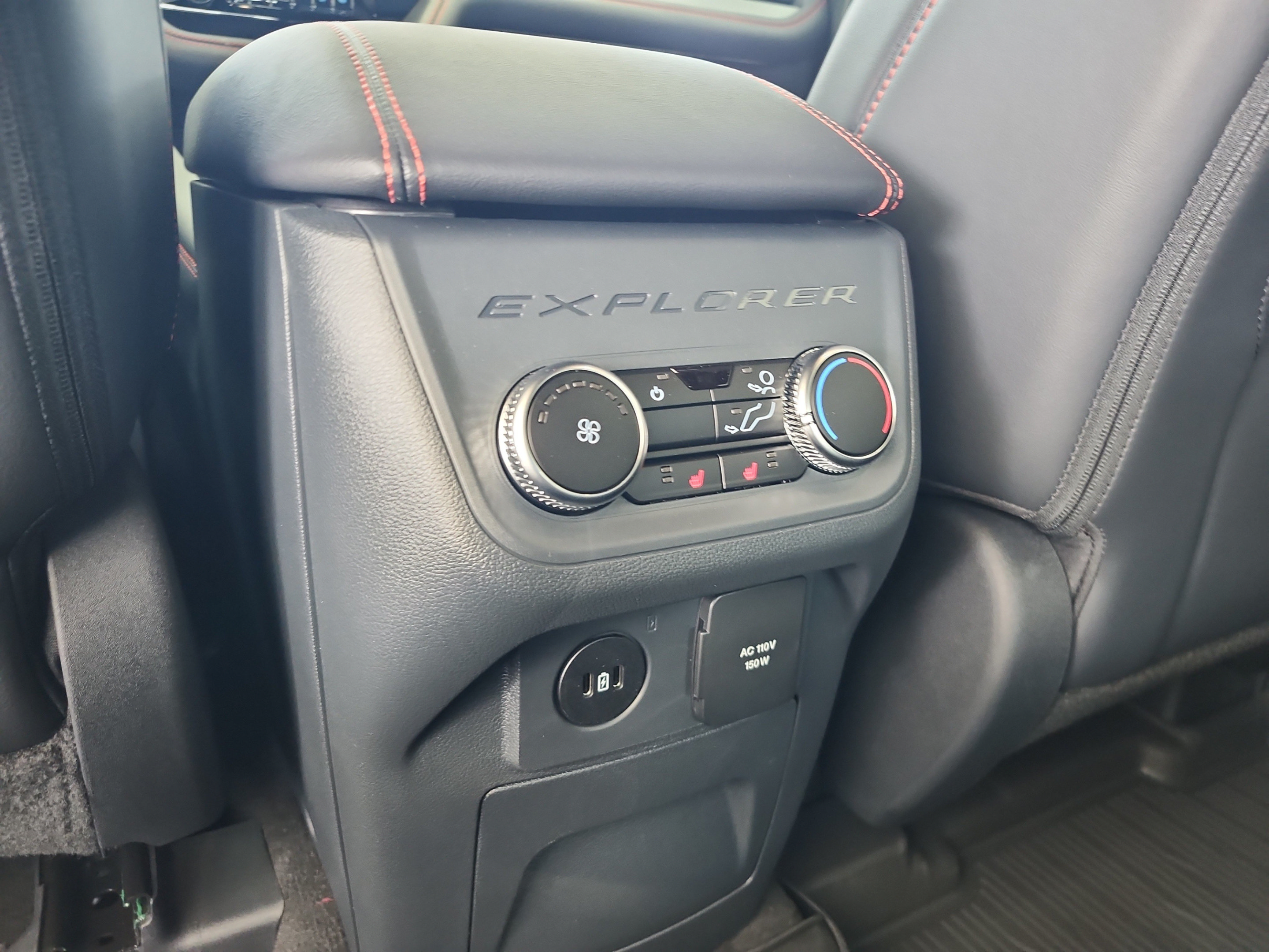 New 2026 Ford Explorer ST-Line w/ ST-Line Street Pack RWD image 17
