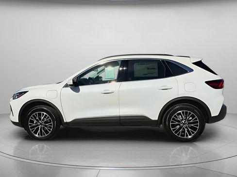 New 2026 Ford Escape SE image 18