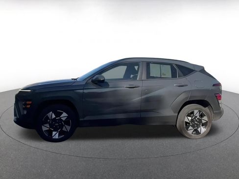 Used 2025 Hyundai Kona SEL image 8