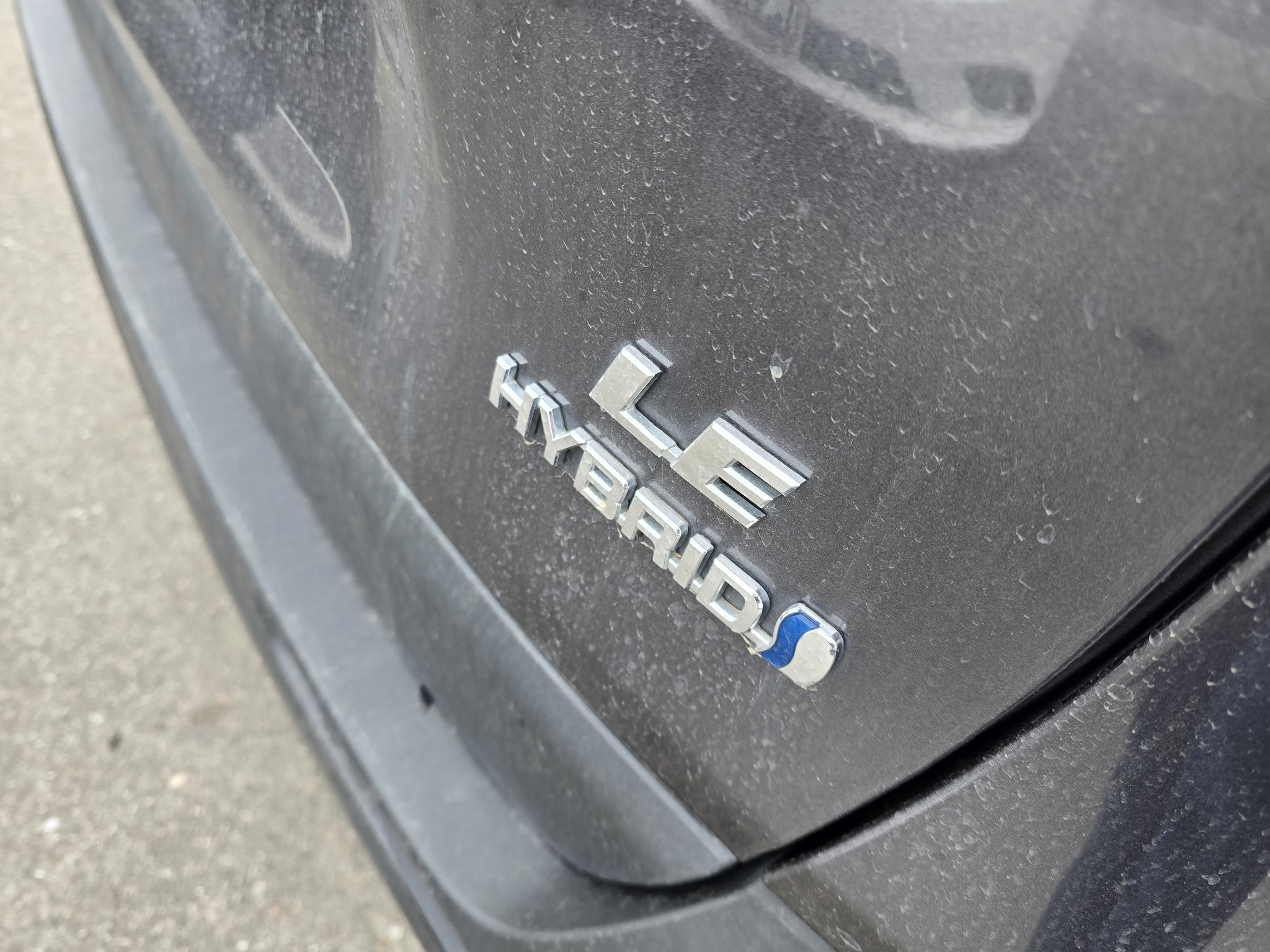 Used 2024 Toyota RAV4 LE AWD/4WD image 10