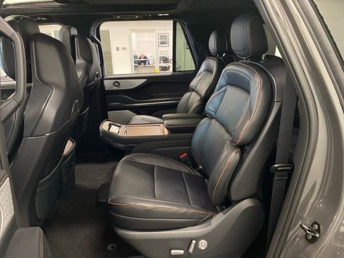 New 2026 Lincoln Navigator L Black Label image 12