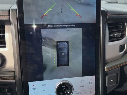 Used 2022 Ford Expedition Timberline image 13