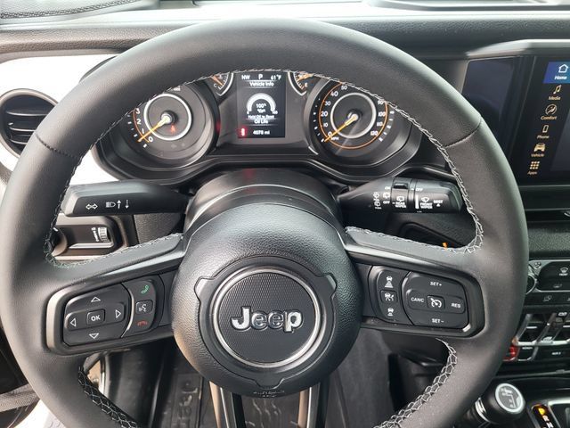 Used 2026 Jeep Wrangler Unlimited Sport AWD/4WD image 15