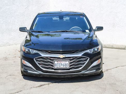 Used 2020 Chevrolet Malibu LS FWD image 2