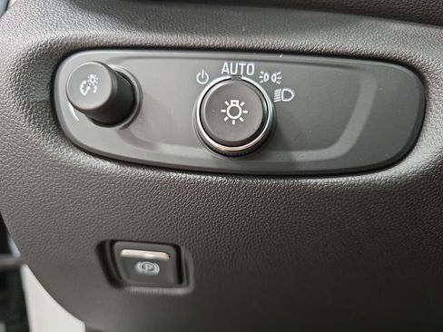 Certified 2020 Chevrolet Blazer LT FWD image 24