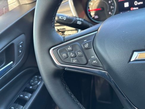 Used 2024 Chevrolet Equinox Premier image 36