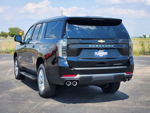 New 2025 Chevrolet Suburban Premier image 4