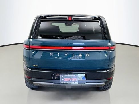 Used 2027 Rivian R2 Performance Dual AWD/4WD image 6