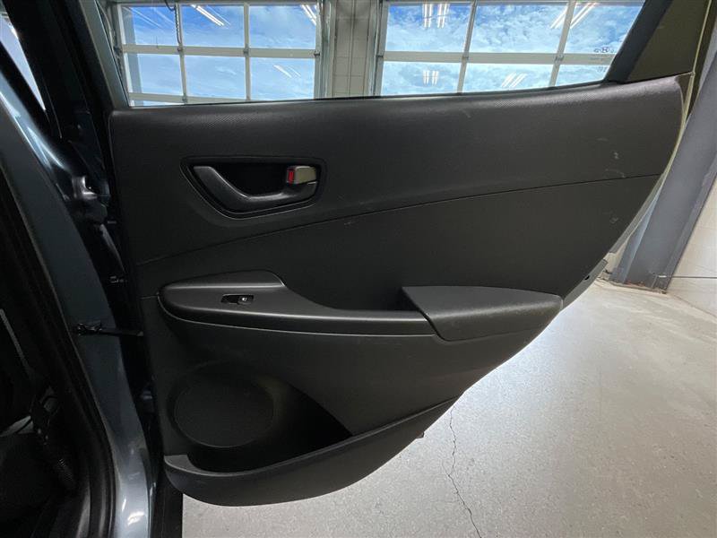 Used 2021 Hyundai Kona SEL AWD/4WD image 26