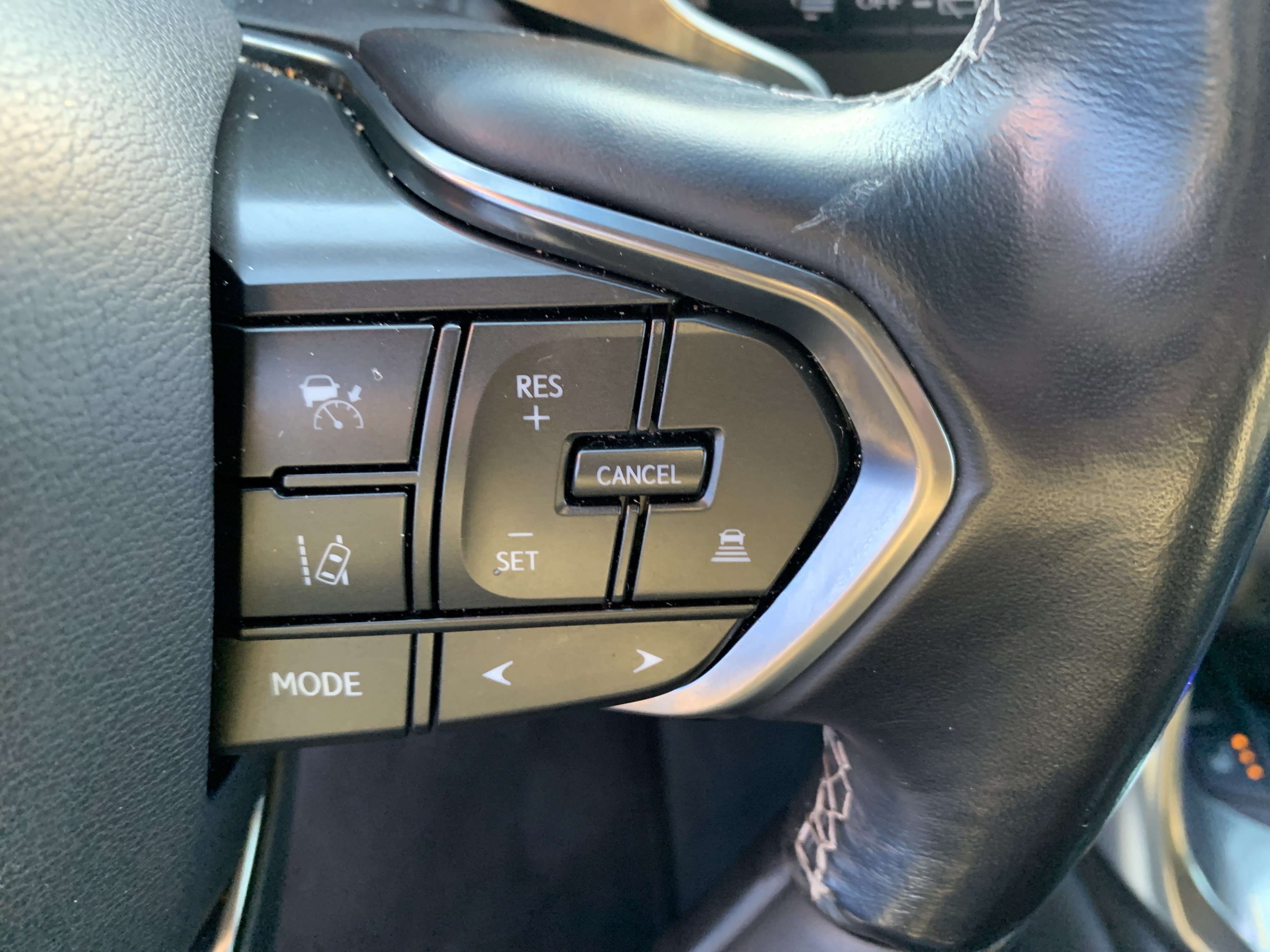 Used 2022 Lexus LX 600 4WD w/ Accessory Package (Z1) image 20