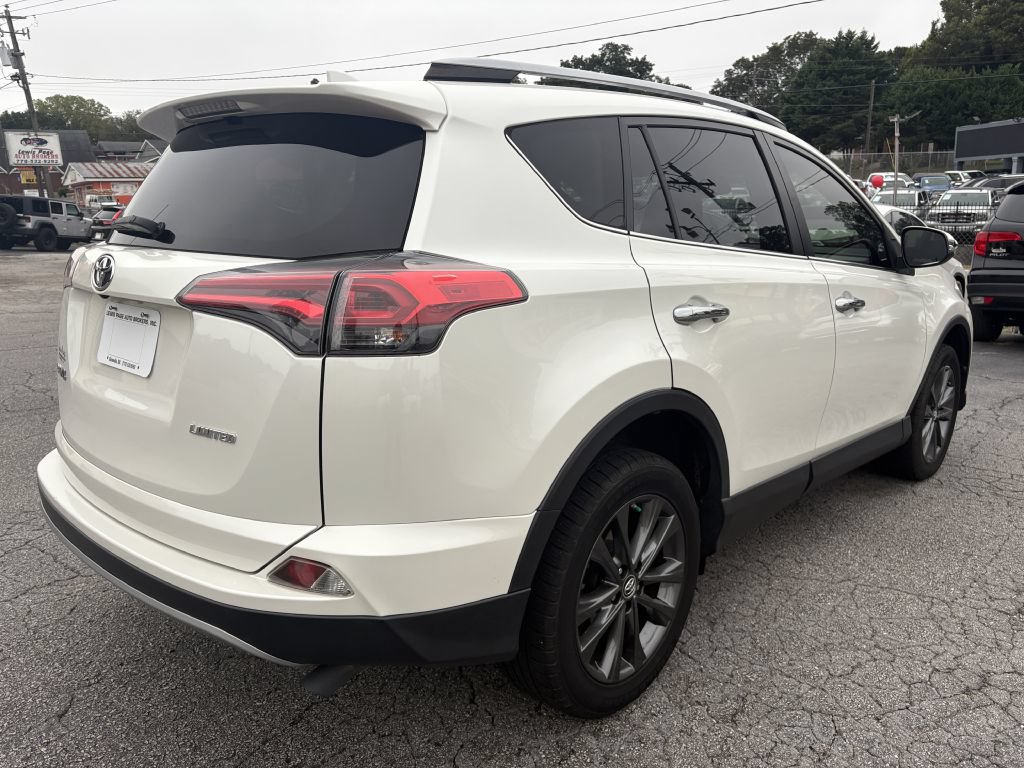 Used 2018 Toyota RAV4 Limited FWD image 5