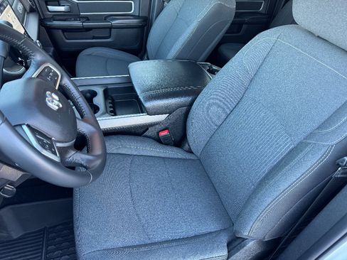 Used 2024 RAM 2500 Lone Star w/ Sport Appearance Package image 11