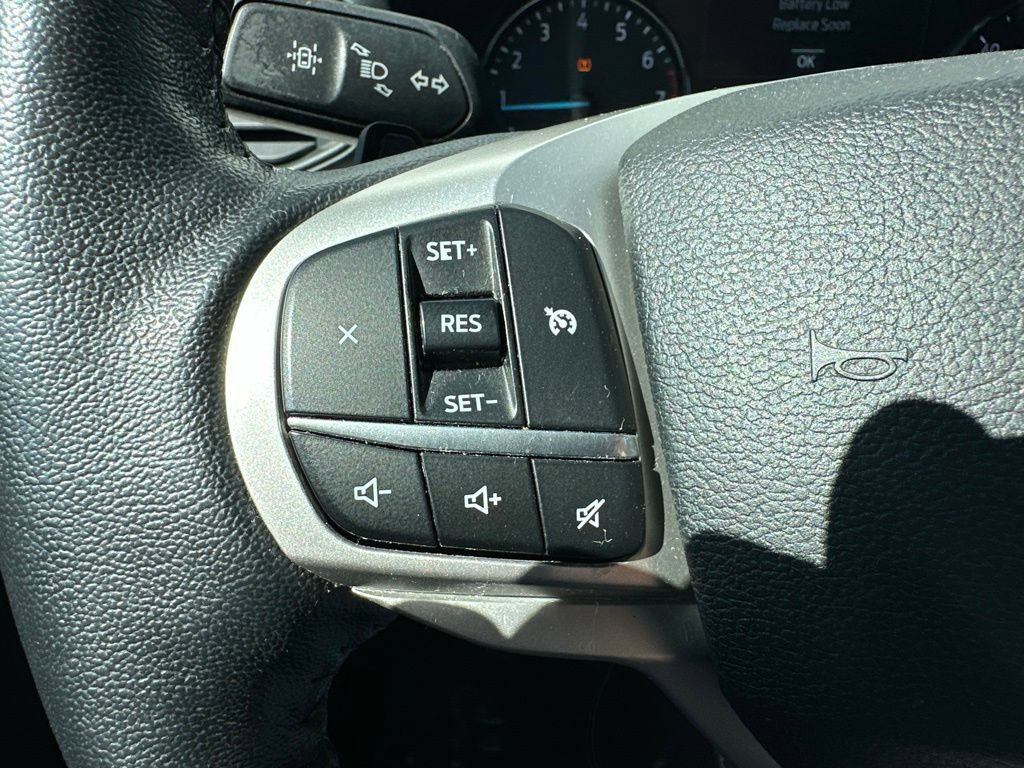 Used 2020 Ford Explorer XLT w/ Comfort Package AWD/4WD image 39