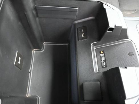 Used 2024 Chevrolet Silverado 2500 LT w/ Safety Package AWD/4WD image 37
