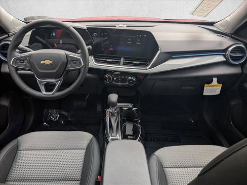 New 2026 Chevrolet Trax LT w/ Driver Confidence Package image 13