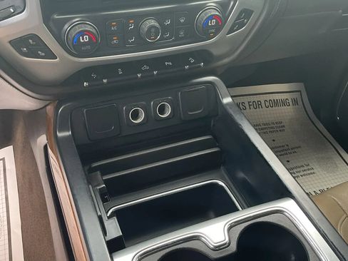 Used 2016 GMC Sierra 1500 SLT w/ SLT Premium Package AWD/4WD image 31