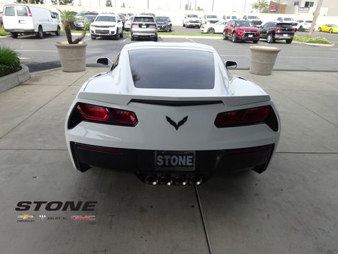 Used 2014 Chevrolet Corvette Stingray Coupe image 7