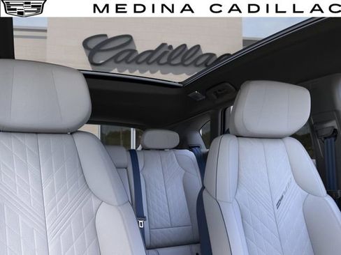 New 2026 Cadillac Optiq V AWD/4WD image 25